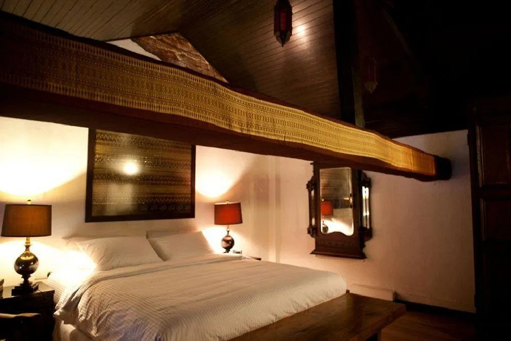 Campbell House Hotel George Town 4*,