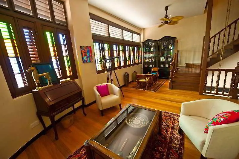 Campbell House Hotel George Town