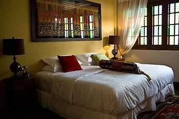 Campbell House Hotel George Town